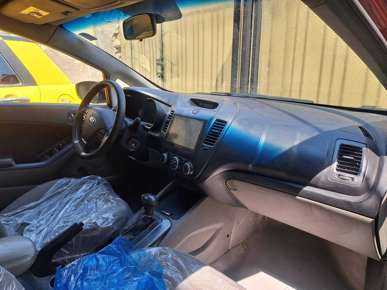 فورتي رقم بغداد موديل 2015 سيارة كير محرك و تبريد مكفولات سيارة مصبوغة حزام سعرهة 84 
رقم الهاتف ***********
