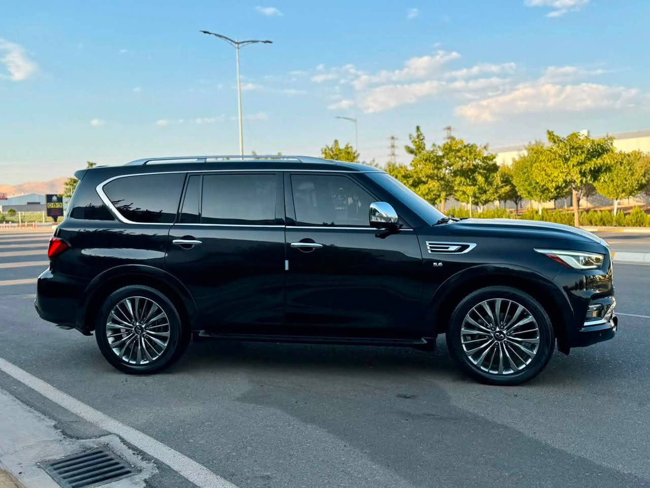 ‏ INFINITI QX80 2018
أنفنيتي QX80 موديل 2018 فول فول مواصفات ١/١
سيارة جديد مثل شريكة 📦📦🧿🧿
لون اسود 
-----------------------------------------
مكان🌆: سليماني                   
 سعر💵:  253$ 
تليفون 📲: ***********
                  *********** واتساب
  -----------------------------------------
▫️محريك V8 5.6L تمانية سلندر
🔹گير و محرك بشرط برغي مامفتوح شرط📦
🔹بدون صوت و صرف و خلل كل بشرط فحص
🔹ماشيه 42 الف حقيقي 📦✅
 
▫️سيارة جديد جديد بدون بارد و بدون شخت و رصعات
🔹بيها ( نص باب خلفي سكن صبوغ  ) 
🔹بدون داخل بدون أيرباك شرط
🔹بيجم  امامي و خلفي كل كبس ✅
🔹سيارة حيل حيلوة جديد جديد ماشاالله
سيارة على وضع شريكة لوك لوك📦📦
 
▫️مواصفات
{{ بصمة - سلايت - داخل احمر - فورويل - رادار امامي و خلفي - رادار جانبي - خمس كاميرا - ٣ شاشة - تشغيل عن بعد - صندوق شفت - كشنات جلد - كشنات تتفيئة و تبريد - كشن VIP - كشن و ستيرن خزن - كشنات امامي و خلفي كهربا - تيريد مركزي - حصاص امامي و خلفي - سماعة BOSE - مراي شفت - بغاغ لايت - داخل فورميكا - ڤوليوم - تحديد سورعة - لايت ليد وزينؤن - بگلايت ليد - بعد }}
 
▫️اربع تاير و ويل حجم 22 بيلادي جديد جديد
🔹سيارة جديد ماشالله بدون نواقص
🔹سيارة شرط بدون اى نواقص گير و محرك و حدادي و كاهرباى كولة بشرط
🔹سنوية و رقم جديد سنوي بأسمي تحويل غرامة بشرط
