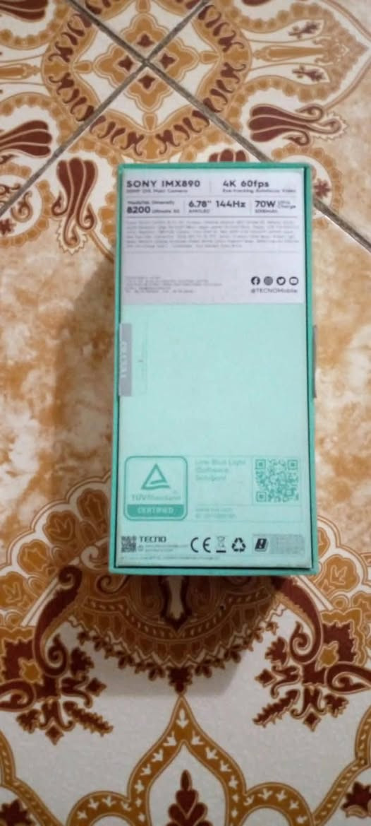سلام عليكم
جهاز تكنو كومون 30برو 5G
الجهاز نضيف كلش شخط مابي 100/%المكان كربلاء
 للتواصل ***********
السعر خاص
