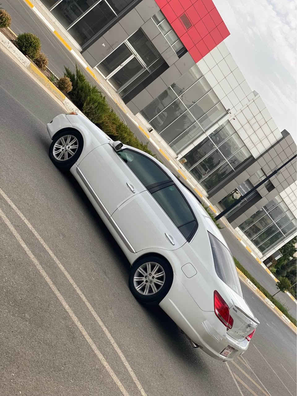 Avalon 🤍
2008 / 7 

موس موس
سعری ( ٧٦ ) گەلا 

سلایت
کوشن جلد کوشن گەرم
کوشن کارەبا
کامێرە و شاشەی بۆ داندراوە 
کۆدی هەیە

لۆک لۆکە سەیارەکە 
گێر و مەکینەو کارەبای بە شەرت
دەعمو لێدرانی نیە سەقف و حزامی بە شەرتە
چاول و شوختی نیە 
لە رەسمەکان جوانترە 

سعری ٧٦ گەلا

لە سلێمانیم

( *********** ) السليمانية, العراق
