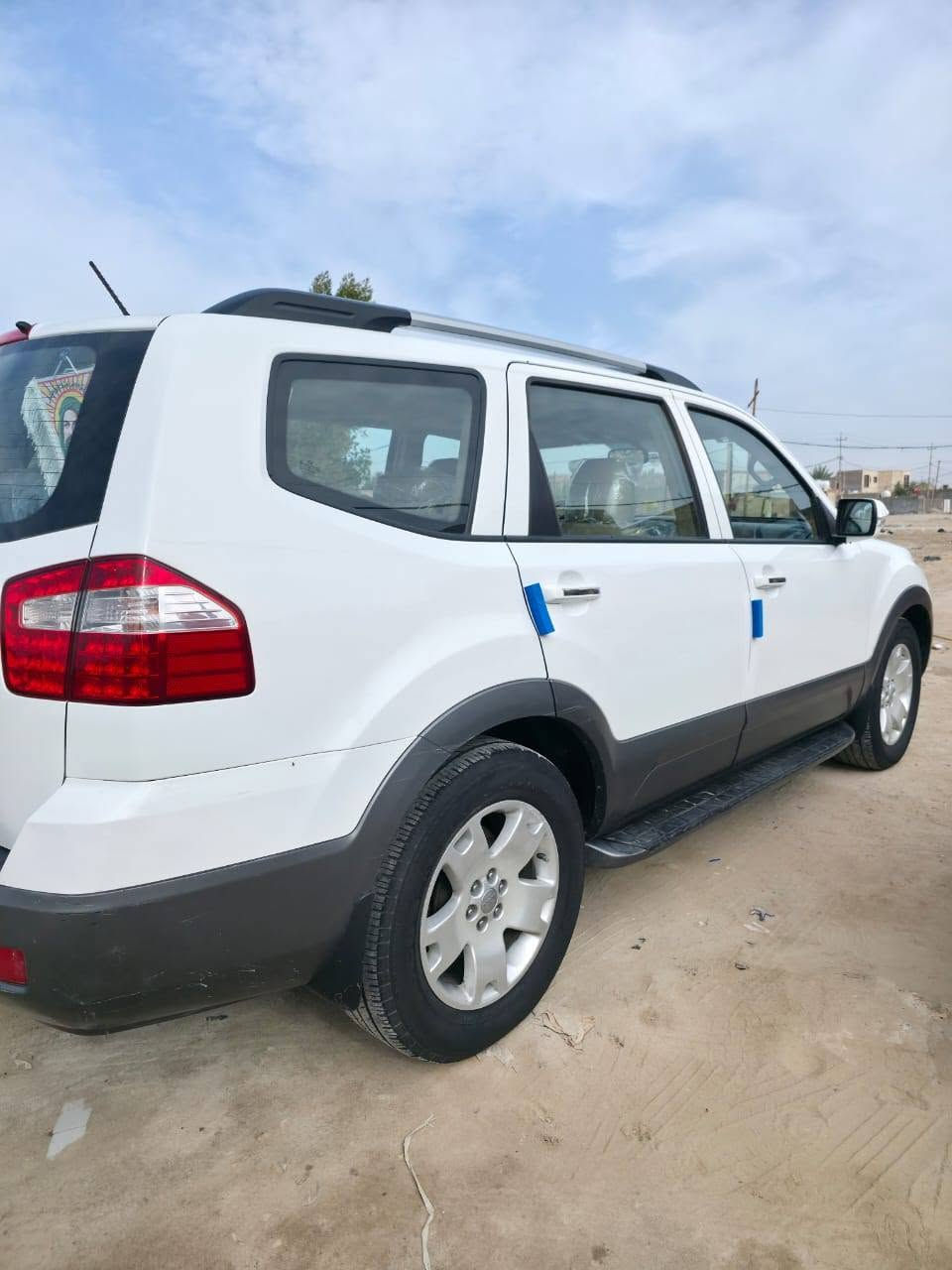 كيا موهافي  موديل 13 خليجي نظيفة
رقم بغداد الجديد بسمي 
سيارة مكفوله كفاله عامه حتى من شخط على وضع الشركة 
المواصفات :- ومعروفه المهافي بالمواصفات 
١- محرك ٦ سلندر  
٢- تشغيل بصمة 
٣-  لايت زنون 
٤- فول تحكم ستيرن 
٥- كشنات كهرباء  
٦- كشنات جلد 
٨-  حساسات خلفية + كاميرا خلفية
٩- فتحة سقف سلايت روف 
١٠- اشايربالمري جانبية شفط 
١١- مراية وسطية تعتيم اوتو
١٢- ثلاجة بالتجوة 
١٣- الباب الخلفي شفط 
١٦- يدات الابواب نيكل
١٧- تبريد بيانو لمس ثلاث قطع
ملاحظة بيها منضومه غاز إيطالية 
حدادية امامي و خلفي جديد  
رقم بغداد انكليزي بسمي شرط التحويل 
 
السعر / 160 
الاتصال ***********

