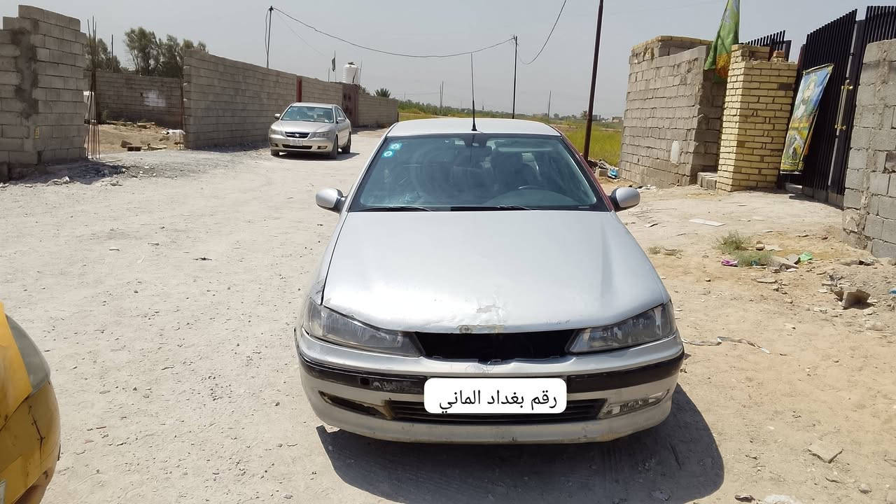سلام عليكم عندي بيجو فرنسي سياره كير محرك كوله نظيف يخبل سياره بيها حادث بنيد وراجع بارد وبيبان مبدله ب سياره شادله منظومه زنون ب 150الف اصليه وكهربائياتها جديده كوله سويتها سياره فول  تبريد شغال سياره كامله مكمله  
للاستفسار الاتصال على الرقم ***********
