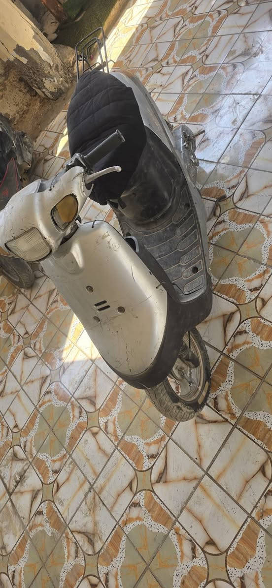 دراجه للبيع شغاله دبل سكليتر شغاله هندر نقص فقط كهرباء حلوه وشغاله الشراي يجي خاص او ينتصل عله الرقم ***********العنوان حله السعر ١٧٥ الشراي ينتصل ويدلل حلة, بابل
