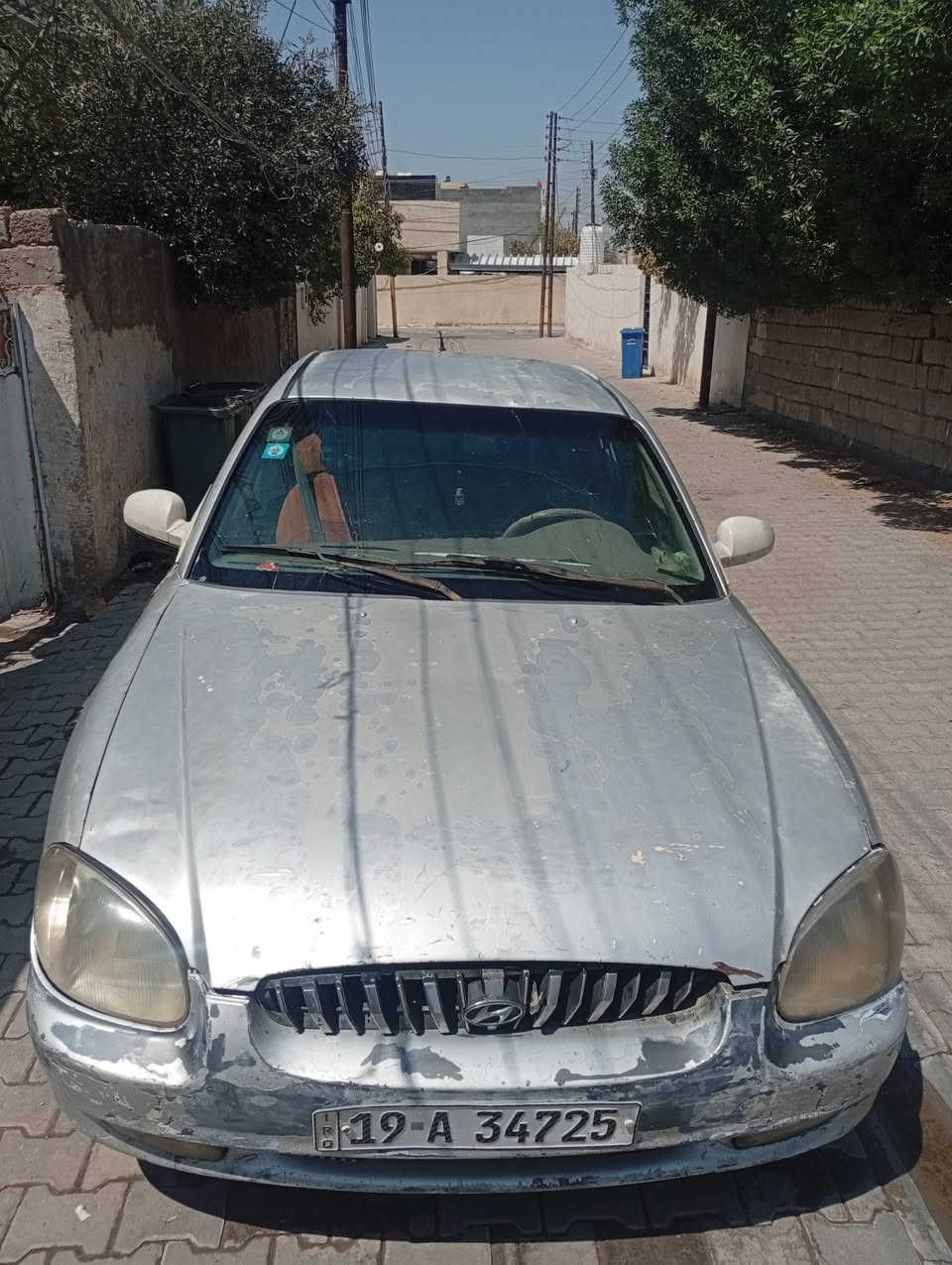 السلام عليكم سوناتا 2001 رقم كربلاء انكليزي تتحول. بكل. مكان باسمي تحويل ممباشر
كشر. شوفت العين صدر. تعبان تايرات زوج جدد وزوج نص عمر محرك نضيف شديته العام كير النمره الثالثه من ابدل تفلت ناس كالت كايم وناس كالت قلايج ابيع ع وضع كير عادي منضومه تبريد جديده فريز وبوراي وراديتر وكمريسر بس الكمريسر  لطش. سياره مكان بغداد اليوسفيه والسياره شغاله وبحاله جيده تسارع وجاي. اطلع بيها محافظات كل. سبوع سعر 24 وبيها مجال 
***********

