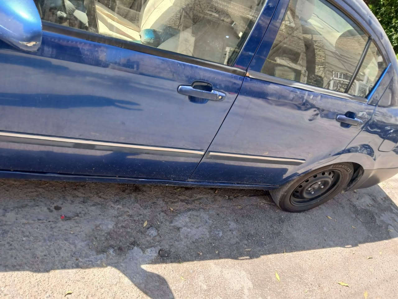 سلام عليكم شباب عندي شيري اي فايف موديل ٢٠٠٩ سيارة كلش نضيفه للبيع فقط كير عادي محرك بلادي بي تبخير بس كلش نضيف وناعم سيارة تخبل تبريدثلج تخم تاير باتري كهربايات كلشي جديد وبلادي تجي وشوف بعينك دوشمه كاعيه كشنات بلادي بس غسل ينراد داخل سيارة جديد على وضع شركة رقم جديد بيهه ضربتين مبين تصور شويه جراد بغداد السعر ٢٢ قفل قفل قفل بدون زحمه لاتخابر اقل من هاذ سعر مابيع مستعجل عندي ضرف الله شاهد ***********
