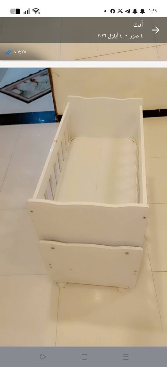 سرير اطفال • نظيفه جداً • دوشك اصلي