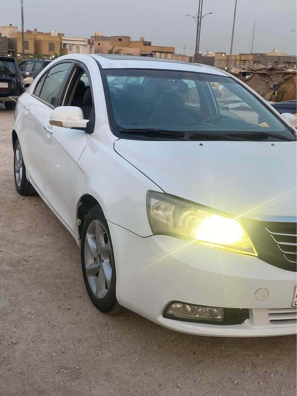 ام كراند • ٢٠١٣ • محرك ٢٠٠٠