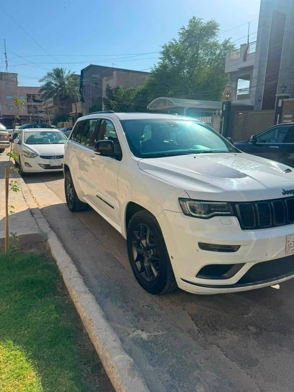 جيب اس 2019 خليجي ماشيه 77 الف بيه ملاحضات خفيفه كم شخط
***********
