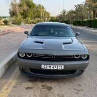 تشالنجر SXT • V6 • ٢٠١٧