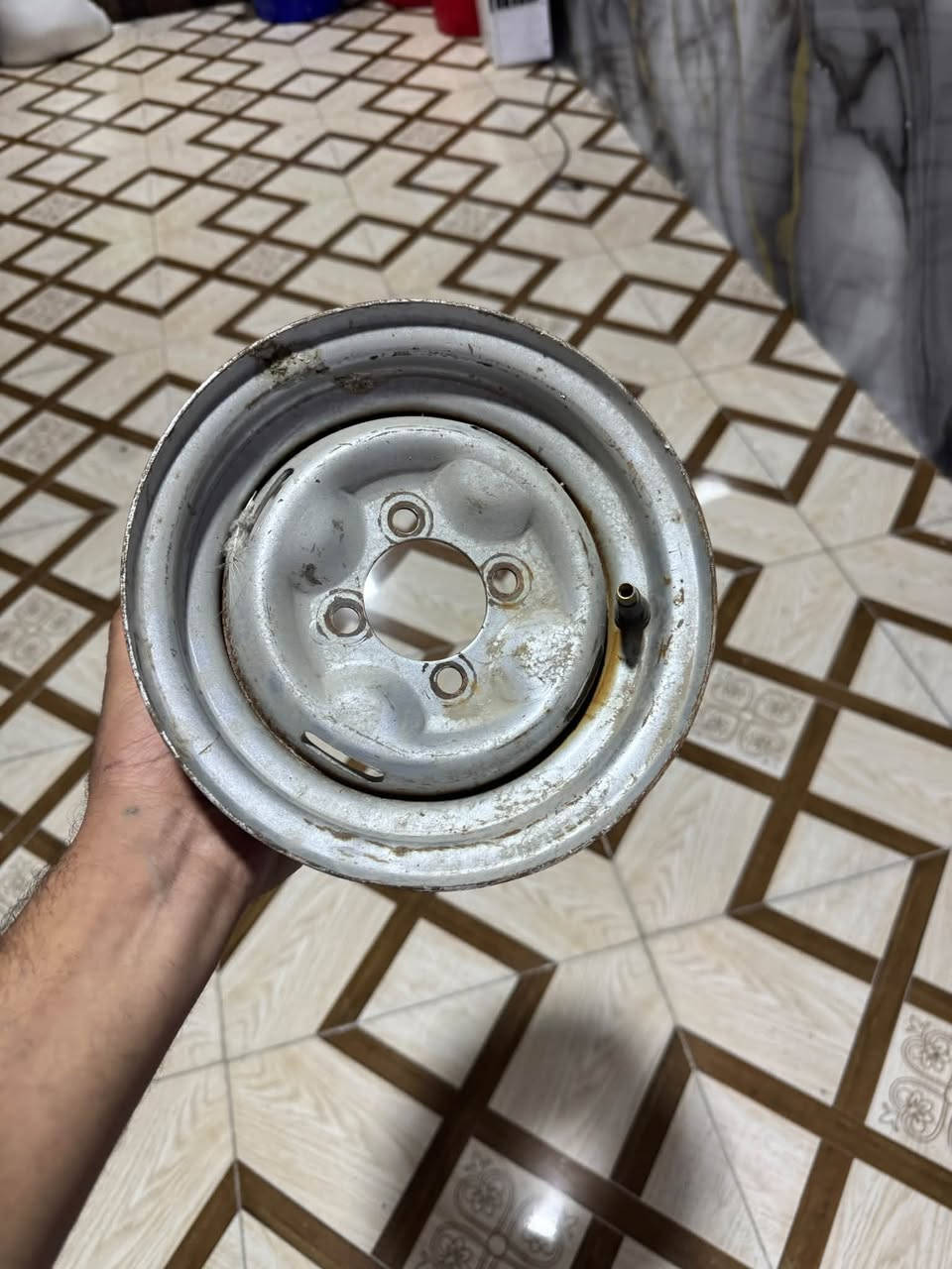 موديل ٢١ • لايت زنون • تايرات نضاف