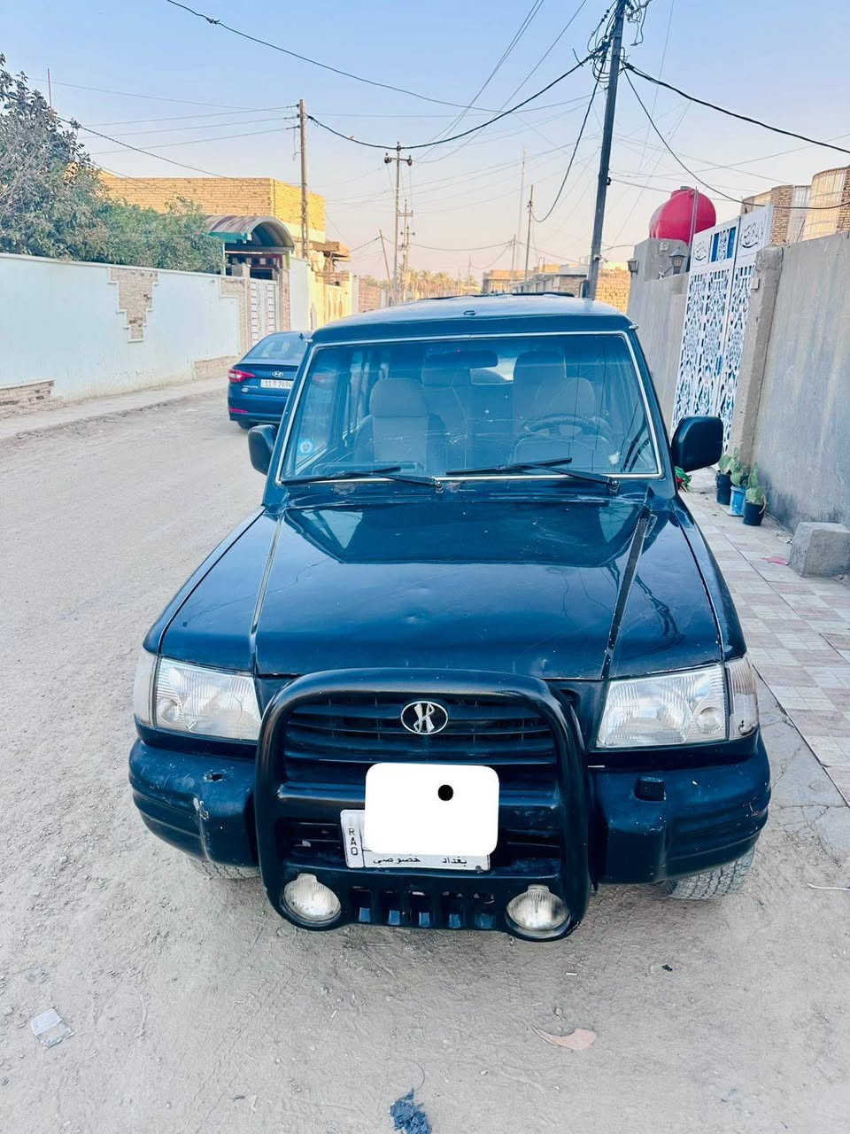 سلام عليكم
كالوبر موديل 98 

رقم بغداد سنويه لل29 تنتهي السياره نضيفه وخير من الله 

كير ومكينه خير من الله 

وشوفت عينك السياره مرتبه 

السعر 45 ورقه وبيها مجال حك الجيه
الرقم 
***********
***********
