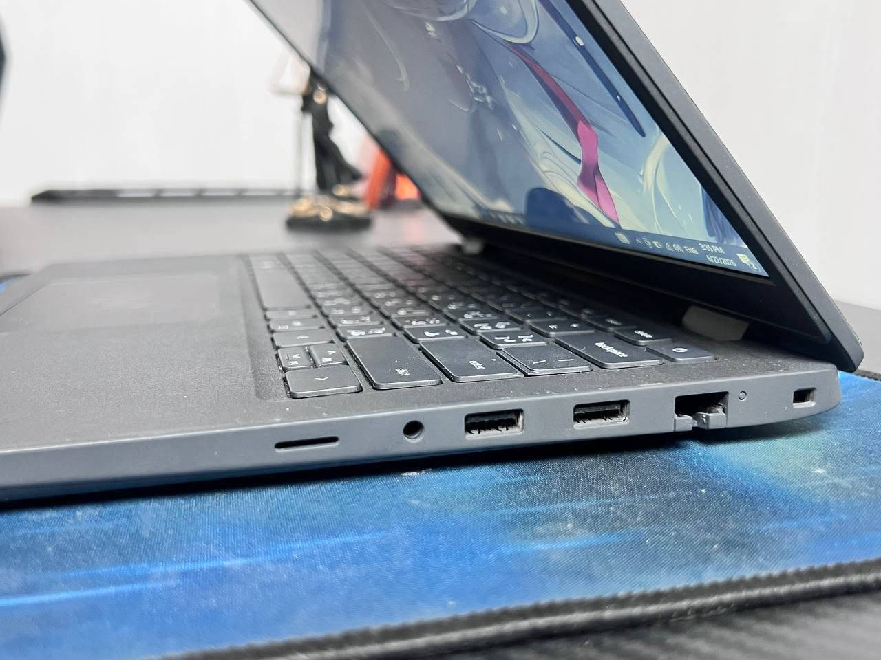 الجيل الحادي عشر   ⚜
‏لابتوب dell latitude 3420
لابتوب راقي، مناسب للدراسة والبحوث والمونتاج (الادوبي) ومناسب للبرانج الهندسية مثل الاوتكاد وغيره  ...وايضا مواصفاته قوية للالعاب وينطيك سلاسة عالية(تتونس 🔥 ) ....
‏نظافة 100%  ✨
‏
‏المواصفات  🌙
‏⚜ المعالج / Core i5 1145G5  الجيل الحادي عشر
‏⚜ كرت شاشة intel iris xe graphics 4GB من اقوى الكروت المدمجة 
‏⚜ الرام / 8GB DDR4 
‏⚜ التخزين / 256GB SSD M.2 NVMe 
‏⚜ الشاشة / 14 inch hd+ screen 
‏
‏ملحقاته كاملة
‏شاحنتة الاصلية
‏ماوس
‏ماوس باد
‏حقيبة خاصة 
‏‏🩵🩵 سعر 365 الف 🩵🩵
‏مع ضمان 10 ايام استبدال في حال وجود اي خلل او مشكلة ⚜ الاستلام بعد الفحص والتأكد من جميع التفاصيل 🌹
‏يتوفر توصيل لكل العراق 
‏متواجد ماسنجر 
‏واتساب ***********
‏

نص مكتوب في الصور:
- Task Manager
- Options View
- Processes Performance App history Startup Users Details Services
- CPU
- 1% 1.31 GHz
- Memory
- 3.1/7.7 GB (40%)
- Disk 0 (C:)
- SSD
- 0%
- Wi-Fi
- S: 0 R: 0 Kbps
- GPU 0
- Intel(R) Iris(R) Xe G...
- CPU 11th Gen Intel(R) Core(TM) i5-1145G7 @ 2.60...
- % Utilization 100%
- 60 seconds 0
- Utilization Speed Base speed:
- 1% 1.31 GHz 1.50 GHz
- Sockets:
- 1
- Processes Threads Handles Cores:
- 4
- 154 1587 62793 Logical processors:
- 8
- Up time Virtualization:
- Disabled
- 1:06:50:42 Hyper-V support:
- Yes
- L1 cache:
- 320 KB
- L2 cache:
- 5.0 MB
- L3 cache:
- 8.0 MB
- Fewer details Open Resource Monitor
- Microsoft InfoPath
- Microsoft SharePoint
- Type here to search