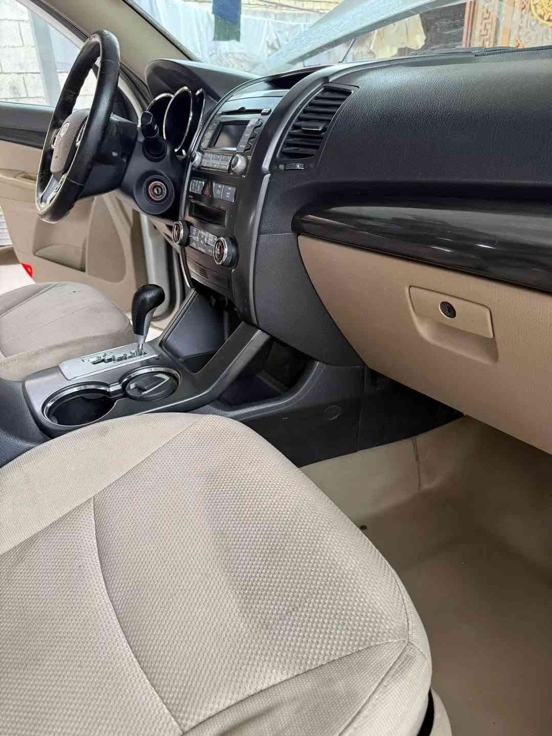 سورنتو • مديل ٢٠١٣ • مكينه ٢٤٠٠