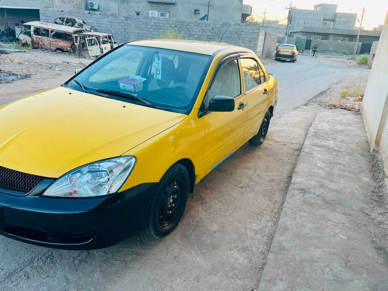 يالله السلام عليكم لانسر موديل 2009 كير اوتماتيك رقم بغداد بسمي مكينه 2000 لاصرف ولابخار خير من الله صدر امامي خلفي تايرات تخم مضومه زنون داخلها كامل شاشه مسجل سعر 62 وبيها مجال الشراي مكاني ديالى طريق دلي عباس ***********
