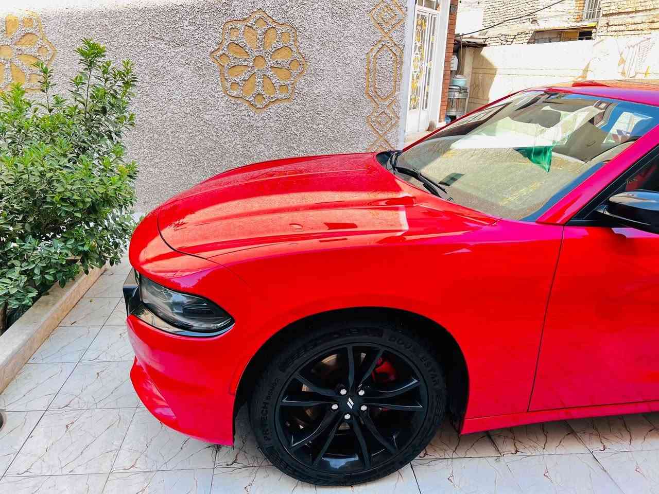 سلام عليكم سياره جارجر موديل ٢٠١٨ خليجي مكفوله كفاله عامه رقم بغداد بسمي ماشيه ٦٨ بعدها بحاله شركه فول مواصفات sxt بلاص وكاله المنصور جديده بمعنه الكلمه  سعر ٢٢٧ وبيهه مجال الطيبين للاستفسار ***********

