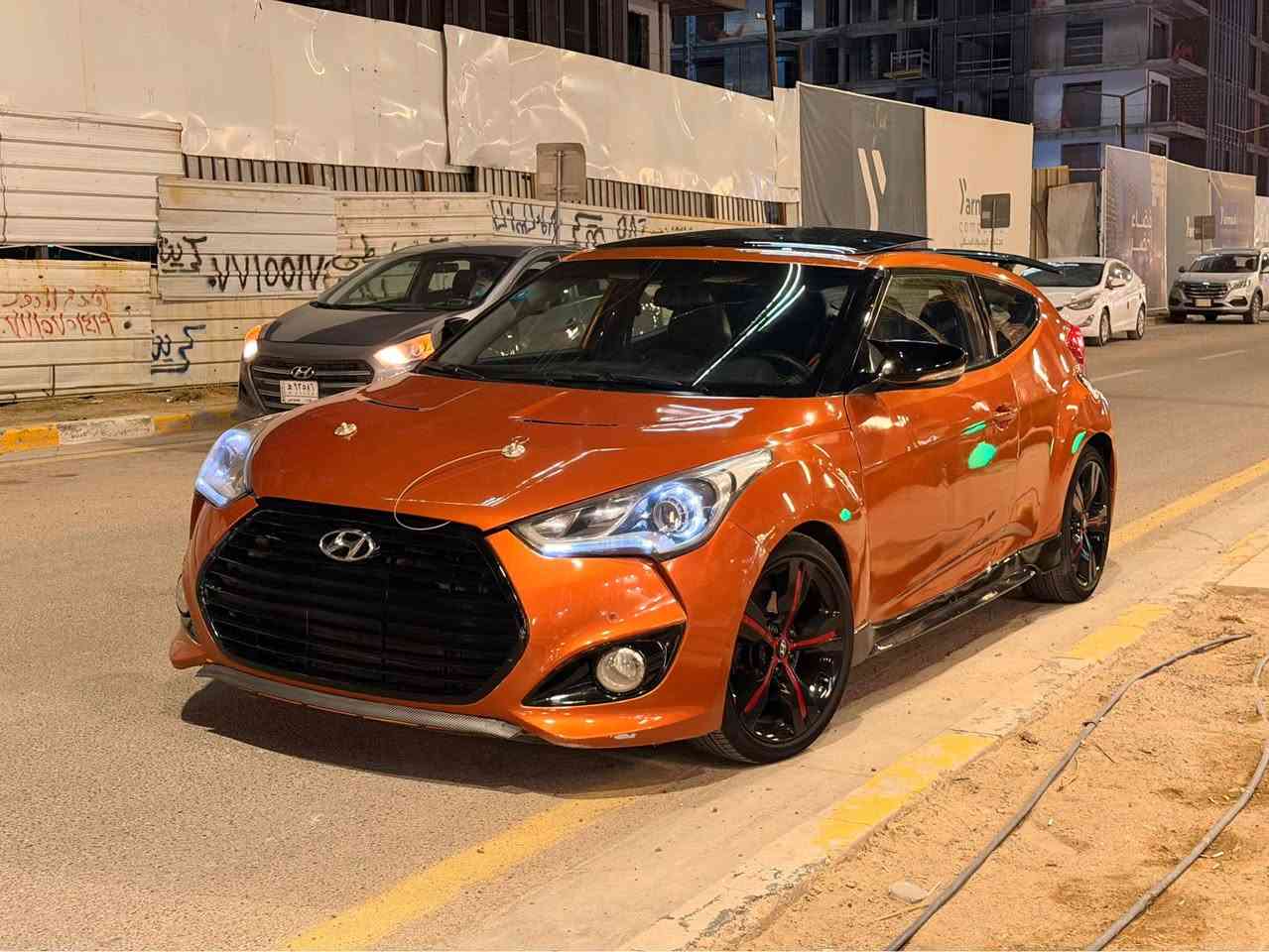 السلام عليكم
للبيع فقط
فولستر veloster
مديل : 2013 امريكي 3 ابواب تجي مو تك باب 
ماشية : 112mi الف
فئة : فول مواصفات
بصمه بانوراما بصمة ابواب 
تحكم ستيرن فول مري قلاب كروز سرعه
كشنات جلد تدفئة تبريد شاشا كبيره كامرا خلفيه
حساسات امامي خلفي 
محرك خير من الله والكير كفاله من كلشي مكينه 1600 تيربو  و كير At
جاهزه السياره للأخير بدون اي نقص ونظيفه كلش 
السياره حادثها جاملغ وبنيد فقط وسياره اثر جراد رشيتها جلاتين فقط بدون معجون وواضح ع سياره 
رقم بغداد هزه رقم سنويه كله جديد بسمي 
عنوان : بغداد اليرموك
السعر: 70$ ورقه وبيها مجال بسيط..
*********** بغداد, العراق
