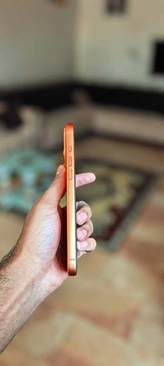 سلام عليكم
صلو على محمد وال محمد 
جهاز 17 برو ماكس مشحون قليل كلش موضح بلصوره 
جهاز وياه شاحنه وكفرين وشاشة مظلله 
ونظافة شرط الفحص 
بسعر 1650 وبي مجال بسيط
عنوان ناصرية مدينة الصدر بلقرب 
للتواصل *********** ماسنجر ماعندي

نص مكتوب في الصور:
- حالة البطارية
- عادية
- تعمل بطارية iPhone هذه على النحو المتوقع. حول البطارية والضمان...
- 100%
- الحد الأقصى للقدرة
- هذا قياس لقدرة البطارية مقارنة بقدرتها عندما كانت جديدة. قد تتسبب القدرة المنخفضة بتقليل ساعات الاستخدام بين عملية الشحن والأخرى.
- 71
- عدد الدورات
- هذا هو عدد مرات استهلاك iPhone لقدرة البطارية. معرفة المزيد...
- شباط 2026
- تاريخ التصنيع
- تموز 2026
- أول استخدام
- 88 LTE 1:49 تعيين الإضاءة العراق 43° مشمس ع: 43° ص: 29° ثلاثاء 11 ربيع الآخر 22 لا توجد أحداث اليوم الفرات طريق الشريف . تاج مول كيفية تكبير حجم النص 88% 52,049 7,765 Dow Jones S&P 500 201.15 502.01 BA BRK-B