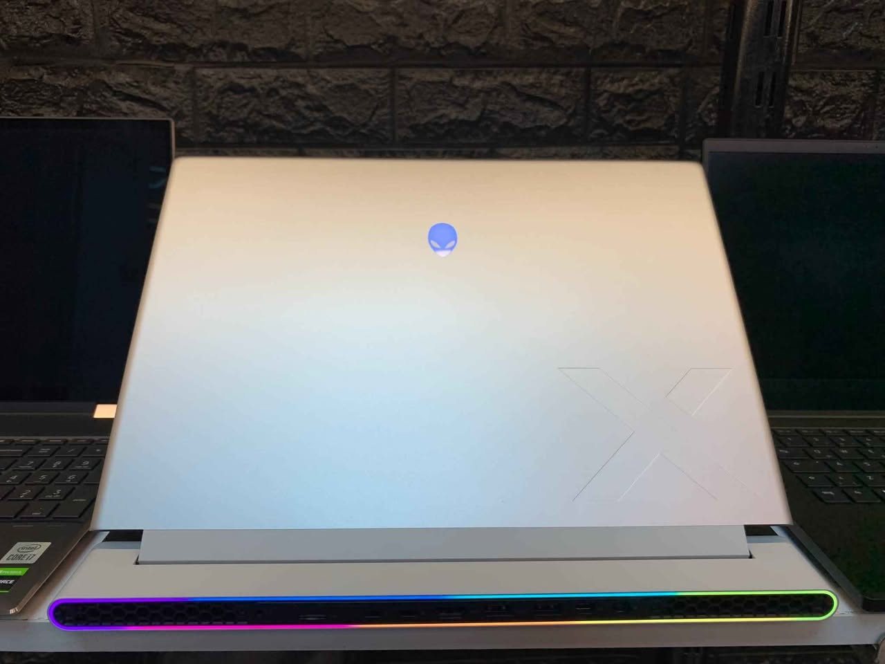 💻 Alienware x16 R2
• CPU: Intel Core Ultra 7 155H
• GPU: NVIDIA GeForce RTX 4070 8GB 140 WATT
• RAM: 16GB LPDDR5X (7467 MT/s)
• Storage: 1TB NVMe SSD (Samsung )
• Display: 16" QHD+ (2560 x 1600) 240Hz 3MS

کوردی:

✨ زۆر زۆر کەم بەکارهاتووە و وەک لۆک وایە!
🛡️ گەرەنتی ڕاستەقینەی لەگەڵدایە.

🌐 بۆ زانینی نرخ و هەر 
تایبەتمەندییەکی تر سەردانی ئەم لینکە بکەن:

https://igoiraq.com/ckb/l/dell-alienware-core-7-155-h-jn74wcvkw6vc6a6pw921ejd8m58e0bh1

📞 واتسئەپ: *********** |
🚕 گەیاندن هەیە
العربية:
✨ مستخدم حيل قليل وبحالة الزيرو تماماً!
🛡️ ينباع مع الضمان الحقيقي.

🌐 لمعرفة السعر وأي تفاصيل أخرى يرجى زيارة هذا الرابط:

https://igoiraq.com/ckb/l/dell-alienware-core-7-155-h-jn74wcvkw6vc6a6pw921ejd8m58e0bh1

📞 واتساب: *********** | 
🚕 التوصيل متوفر أربيل, العراق
