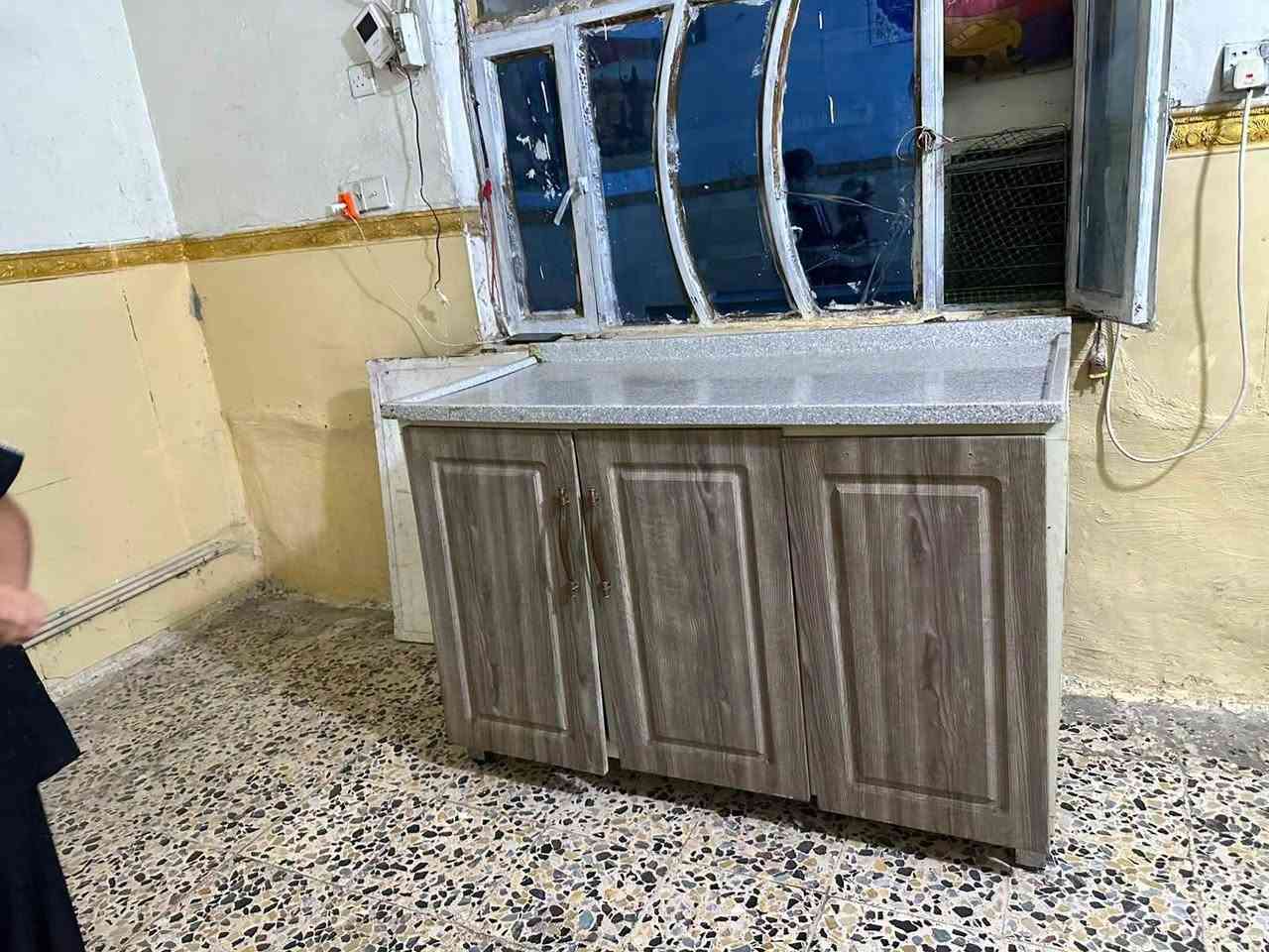 كاونتر ٣ قطع مفصول  الخارج mdf والداخل المنيوم يرادلهه تعديلات لليطات بي ضربه مبين بلحافه سعر ٢٧٥  مكان بغداد مدينه الصدر شراي يتصل واتساب فقط 
***********
