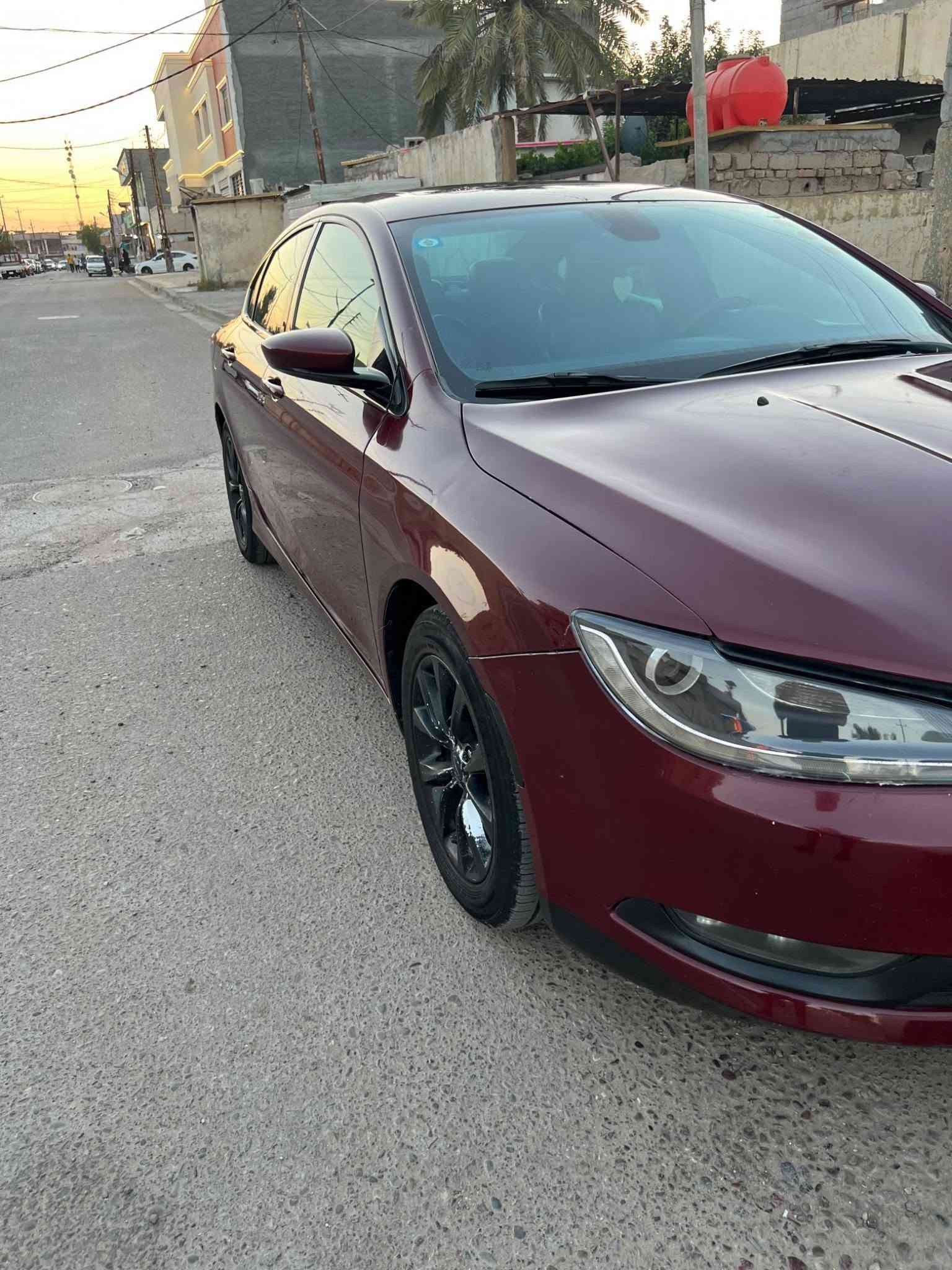سلام عليكم C200 بلاتنيوم
مديل 2015 سياره محرك ٦ سلندر  جديده بدون نقص برغي تخم تاير منضومه تبريد جديده منضومت بانزين كلها جديده لوك بلكات نوزلات مجاول قايش قاعده فيت بم مضومت مي جديده راديترات مي زيتي 
سياره بدون نقص ضربتها جاملغات وبنيد نفسهن مصلحات بدون دواخل عنواني بغداد 
السعر ٩٥ بيها مجال قليل سياره كلها جديده فول موصفات لا تقارنها بل مهجومات 
*********** متواجد عل فيس
