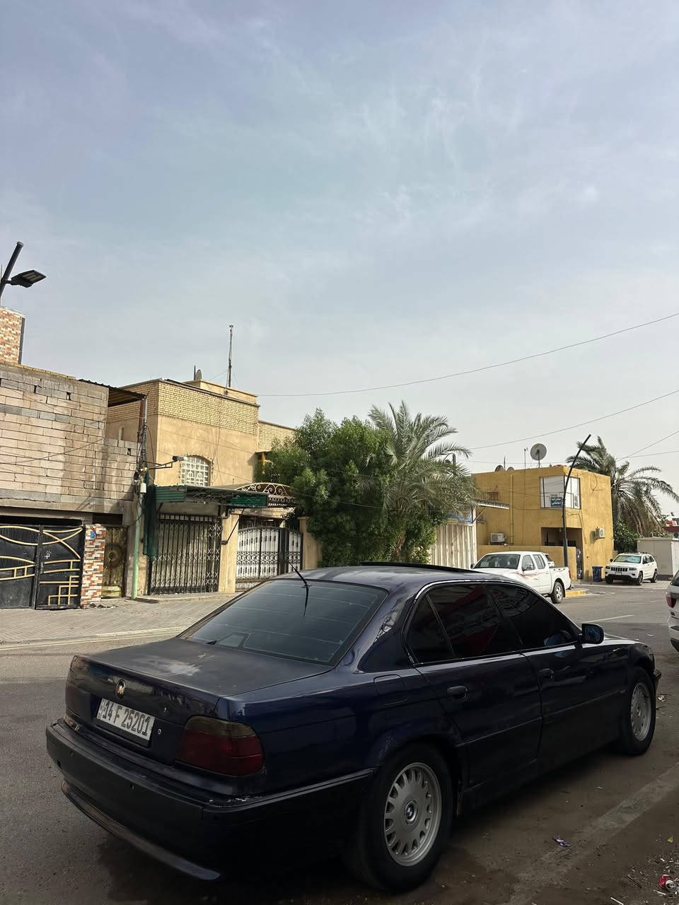 السلام عليكم 
حجم728اصل تك فانوس السياره جاهزه مكينه كير حداده تخم تاير كهربائيات كله جديد يحتاجله فقط ترتيب من الخارج صبغ فقط فول موصفات رقم بصره الجديد بيع مستعجل 55وبيه مجال لتفيده يخابرني مكاني بصره***********

