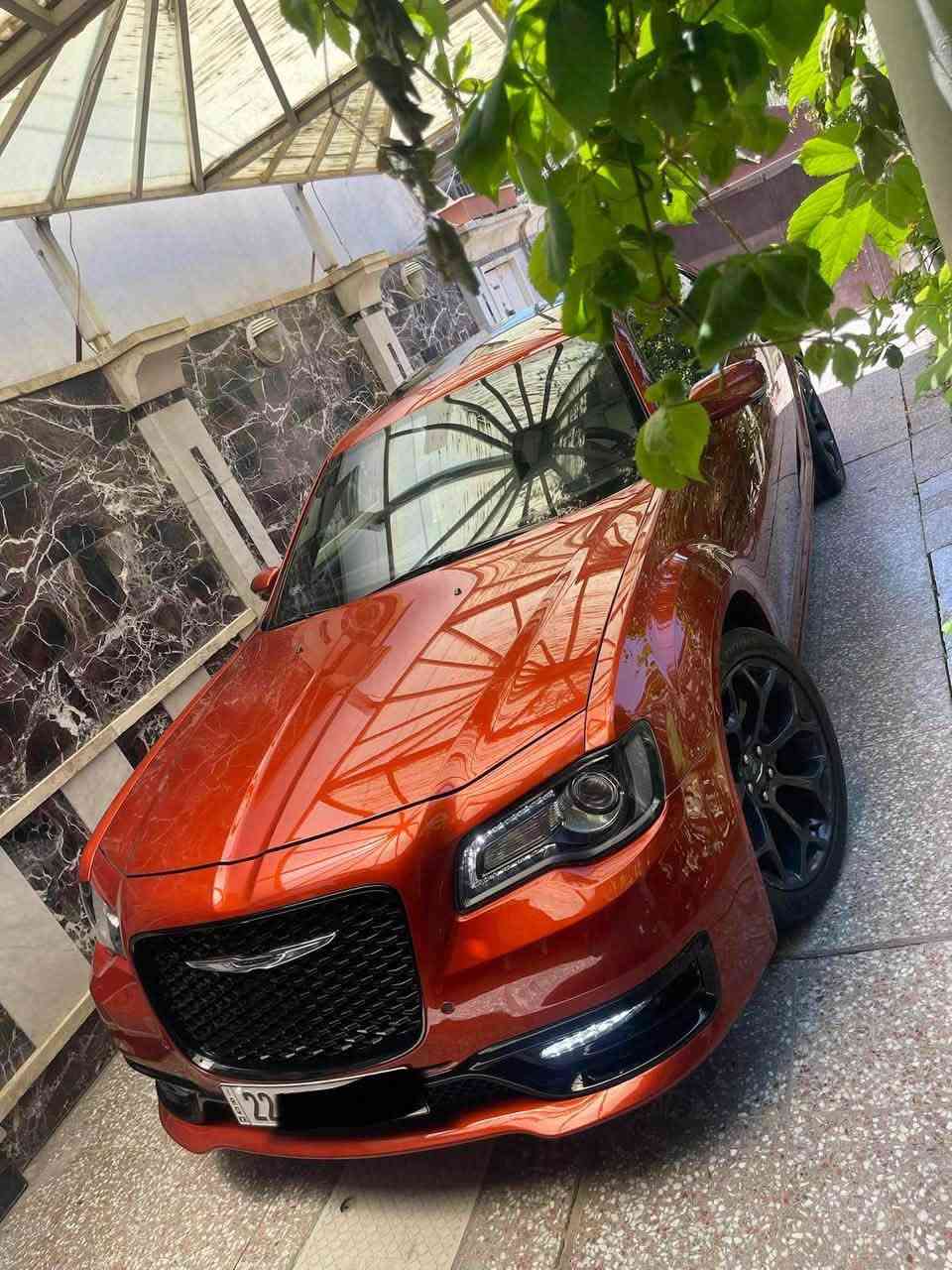 سلام عليكم للبيع كرايسلر اوباما 2021 S خليجي وكالة هارلم رقم اربيل بسمي سنوية 2031 ماشية 54 الف كيلو متر مواصفاتها فول 1/1 بجم عريض محرك( 3600)  حساسات امامي خلفي بلراما اشاير بلمري بردة خلفية متحركة كشنات خلفية تدفئة كشنات امامية ذاكرة حضن تدفئة تبريد تدفئة استرين شاشة كامرة كشنات كهرباء كشن ذاكرة لايت زنون بلاد وباقي المواصفات معروفة السيارة مكفولة كفالة عامة عدا صبغ اقل من شبر بجاملغ الامامي السعر (293$)عنوان بغداد الطالبية ***********
