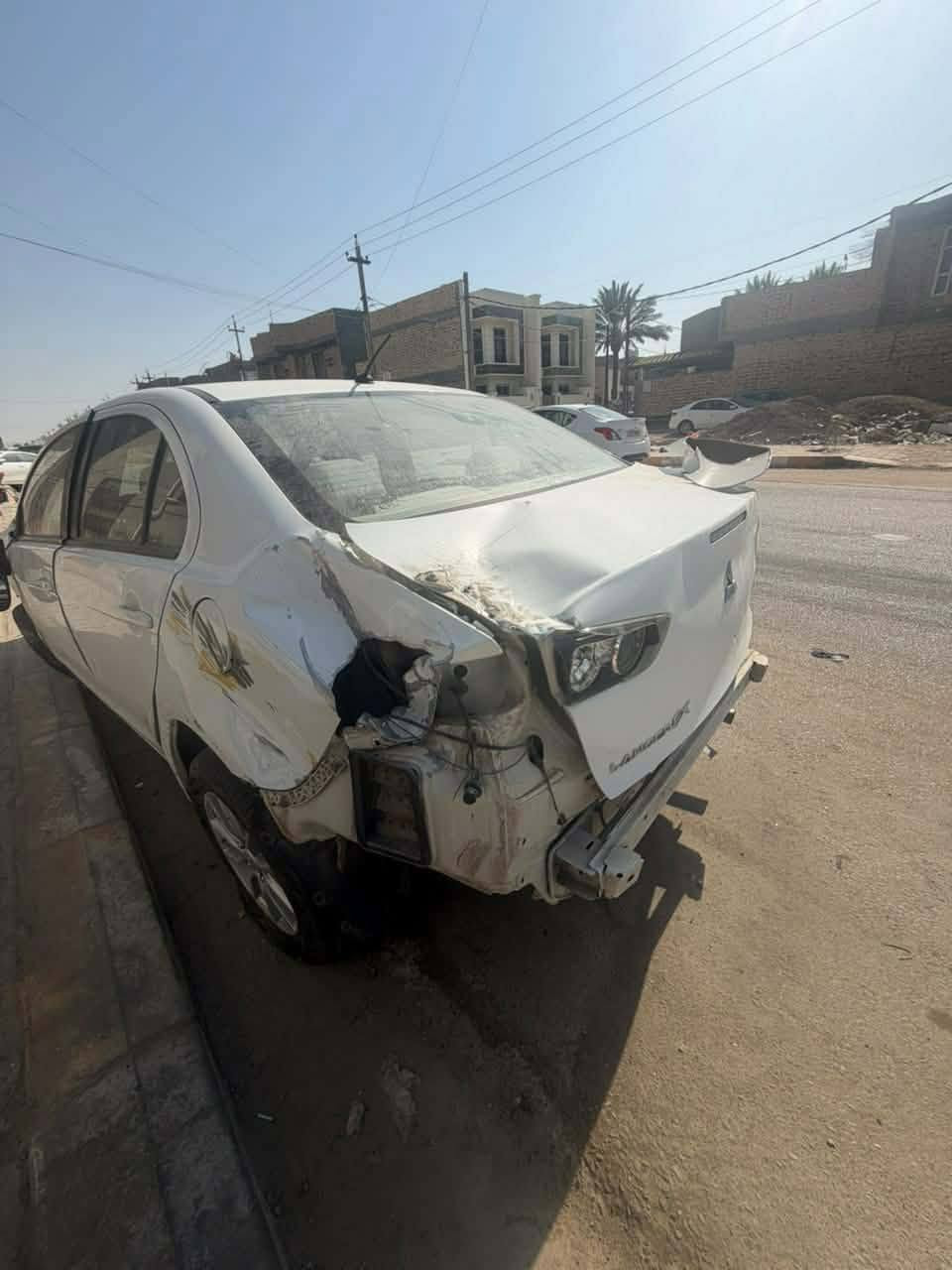 السلام عليكم للبيع فقط كما موضح السياره صار بيه حادث ابيع هل موجود شغاله 
مسيبوشي لانسر 
موديل 2016
رقم بغداد مشروع وطني بسمنه تحويل مباشر سنويه لل2029
فول من عدا البصمه 
مكان السياره الديوانيه 
السعر ب57وبيه مجال الشراي يتصل 
الرقم ***********
