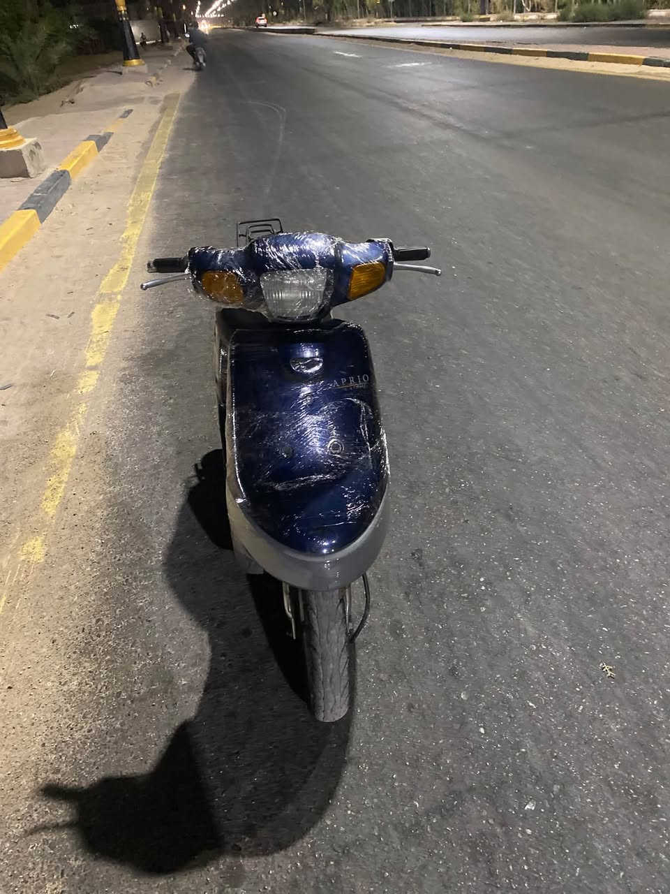 سلام عليكم دراجه بطه حلوا وناعمه بدون صوت محرك او كير بس كلش خفيف حته من تمشي ماكو مكان كربلاء سعر خاص او تصل برقم ***********
