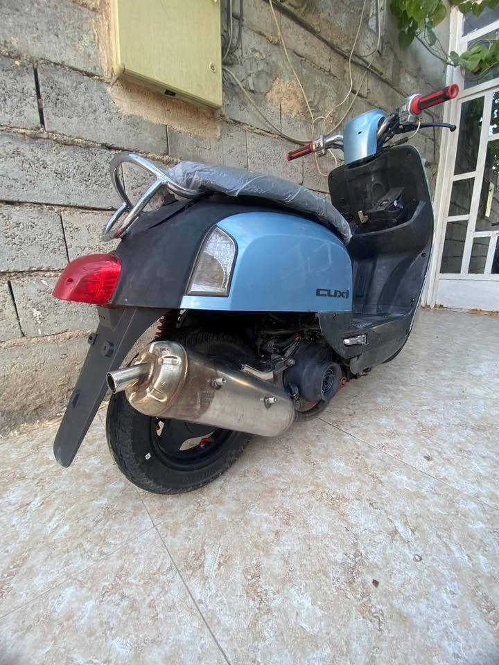 بوليس للبيع كابريته 2008 دراجه كامله مكمله مكينه مفتوح لا تنقيص ولا تبخير ولا صوت خير من الله بيها ملاحضات بسيطه فقط ما مأثر سعر 600 وبيها مجال  مكان ديالى بعقوبه ***********
