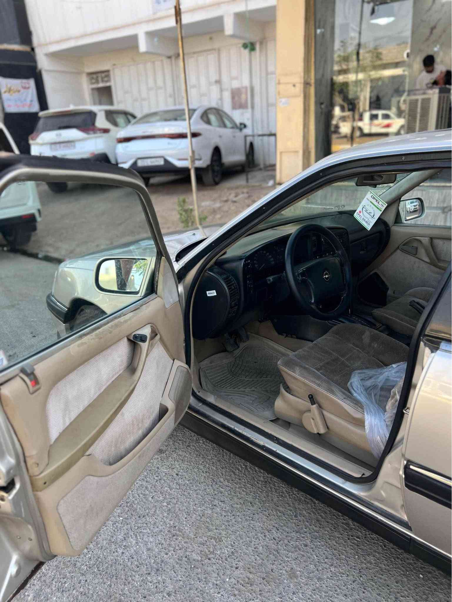 اوبل اوميكا • ١٩٩١ • رقم اربيل