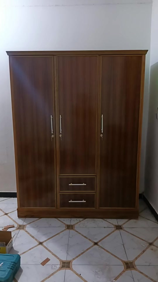 خزانات • دواليب • مطبخ