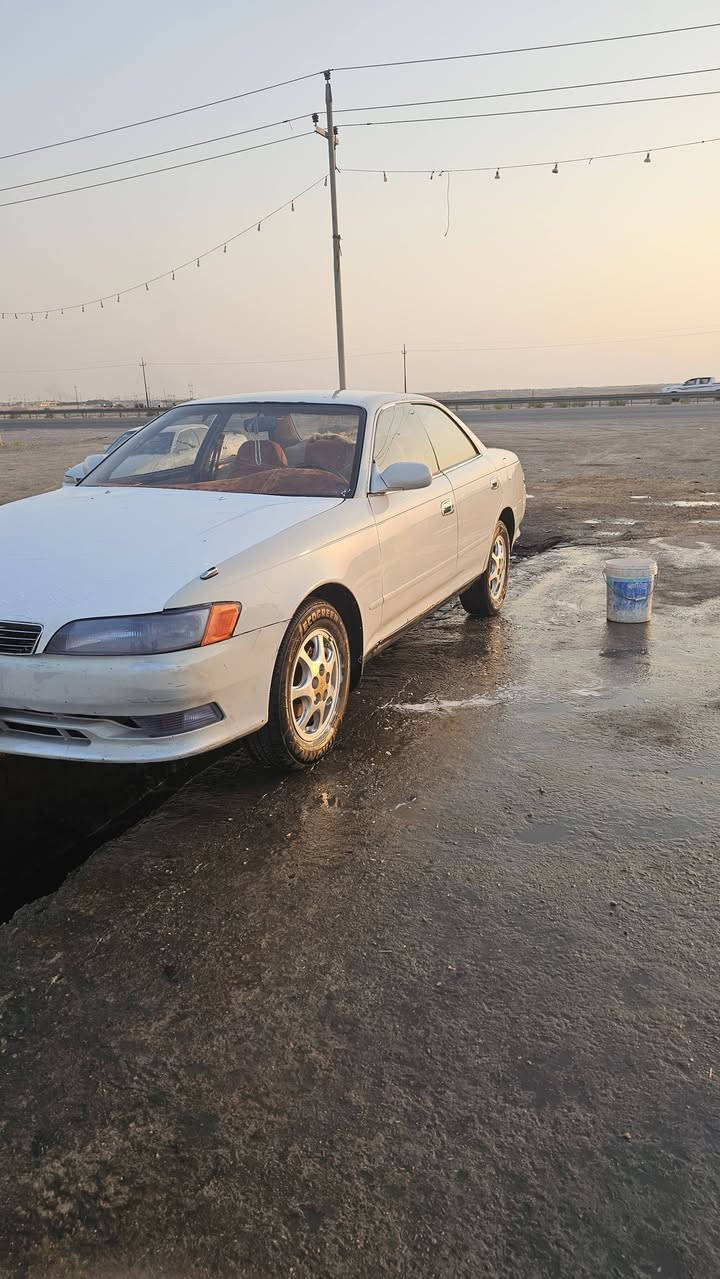 السلام عليكم مارك نفخ للبيع السياره جاهزه حداده جديده تخم تاير جديد تبريد شغال السياره مكفوله كص ونقل ومن الضربه رقمها بصره سنويه 2028  راعيها يريد تحويل سعرها 50 وبيها مجال حق الجيه  مكاني بصره سفوان رقم الهاتف ***********
