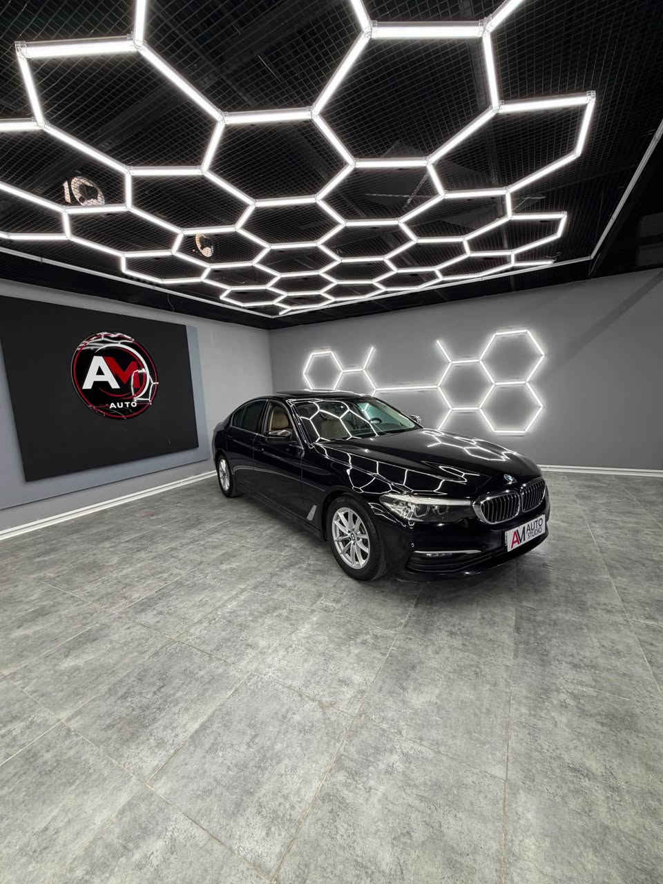 Bmw 520i 
2019 model
Clean 
وكالة العروش 
*********** كركوك, العراق
