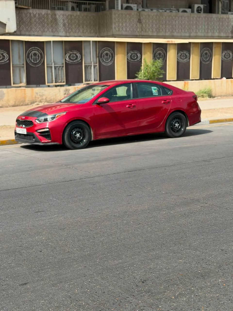 كيا فورتي 2020 وارد امريكي حادثها فقط الدعاميه وشويه حافه البنيد سياره جاهزه وخير من الله 
صدر امامي خلفي في جديد 
باتري جديد 
تايرات جدد 
مكينه 2000دوش المرغوب 
كير At المرغوب 
داخل ابيض 
شاشه كامره 
حساسات خلفيه امامي
موجود سونارها بلمنشور وحادث امريكا 
السعر 127 ورقه وبيها مجال بسيط 
مكاني بغداد ***********

نص مكتوب في الصور:
- 58 9:10 2 مارس، 2025 8:39 م 000-29517751 - 02/01/2021 - IAA
- 000-29517751-02/01/2021-IAA BidFax.info
- 000-29517751 - 02/01/2021 - IAA 000-29517751 - 02/01/2021 - IAA 000-29517751 - 02/01/2021 - IAA 000-29517751 - 02/01/2021 - IAA 000-29517751 - 02/01/2021 - IAA BidFax.info 000-29517751 - 02/01/2021 - IAA