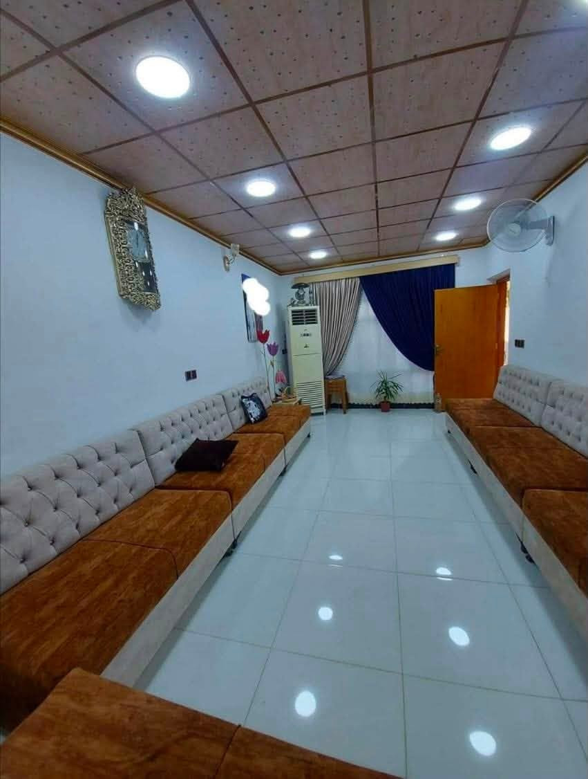 مساحه 170 متر طابو صرف  البيت حلو وجديد موقعه بعقوبة الجديده العزات كامل خدمات
للاستفسار ***********
