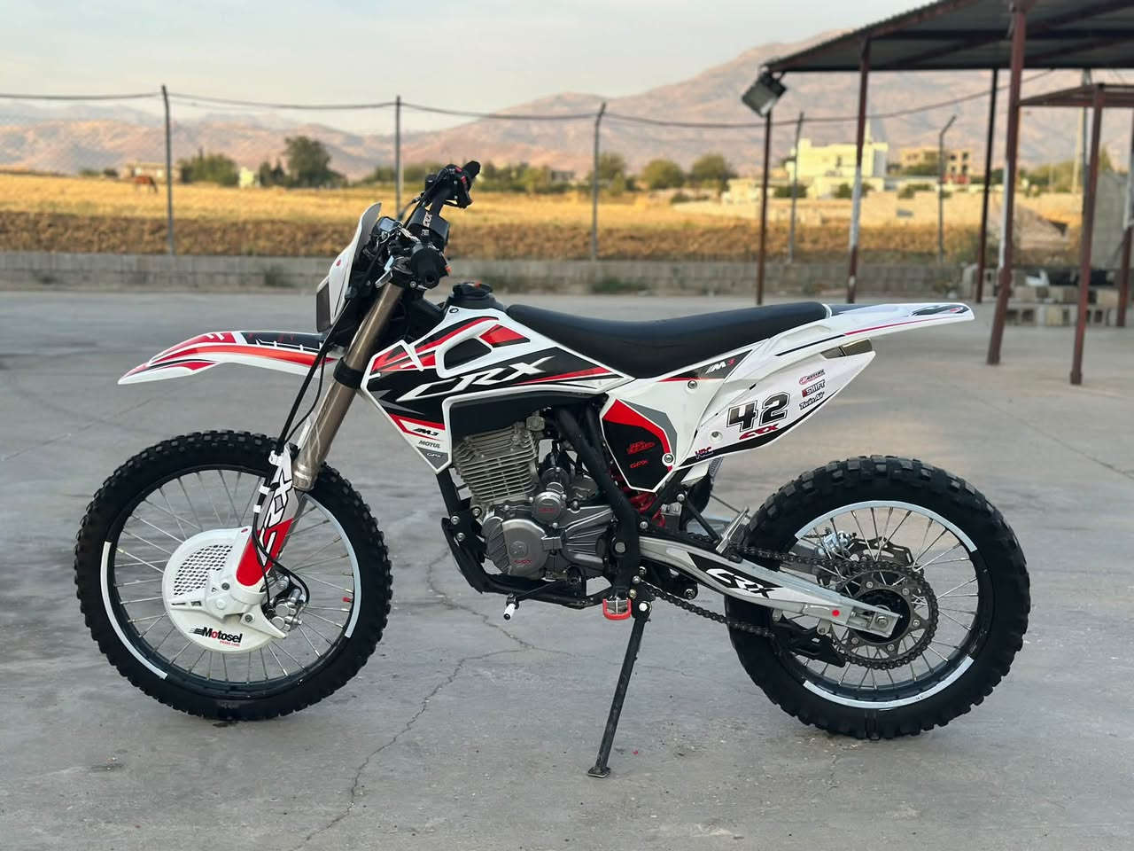 CRX • ٣٠٠ • ٢٠٢٥