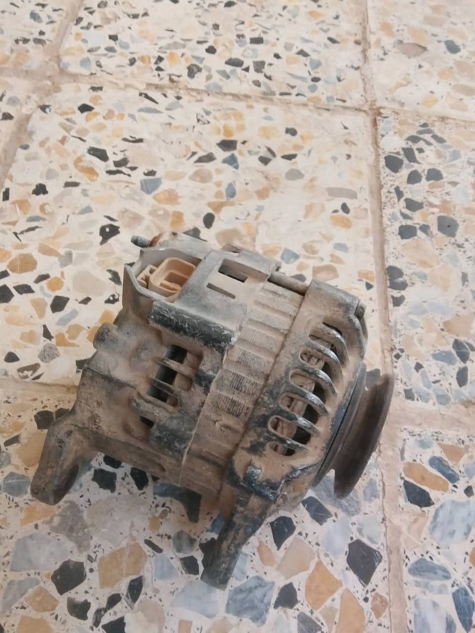 سلام عليكم دينمو لبيع مال نيسان سعر 50 وبيه مجال بسيط شغال ***********
