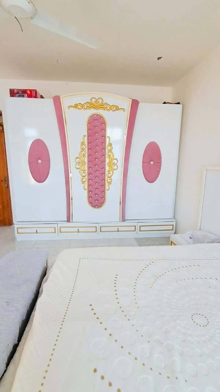 غرفه تركي • ٩ قطع • نضيفه
