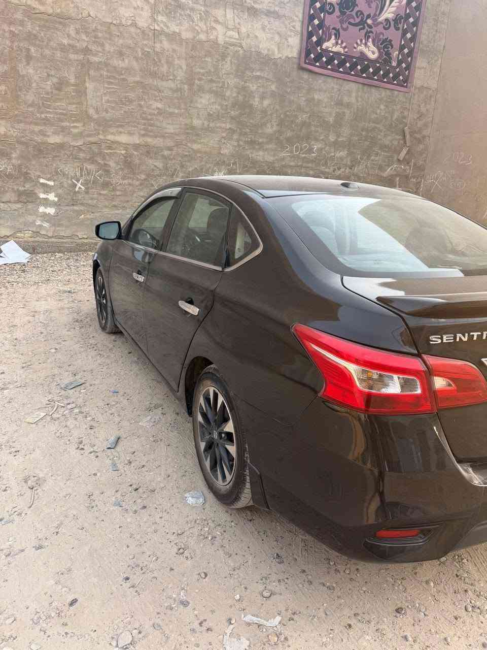 السلام عليكم 
نيسان سنترا 2019 فئة SV وارد امريكي نص فول رقم بغداد  بأسمي السيارة جاهزة  و بسعر مناسب 95 ورقة و بيها مجال بسيط مكانها بغداد  للأستفسار الاتصال بالرقم ***********
