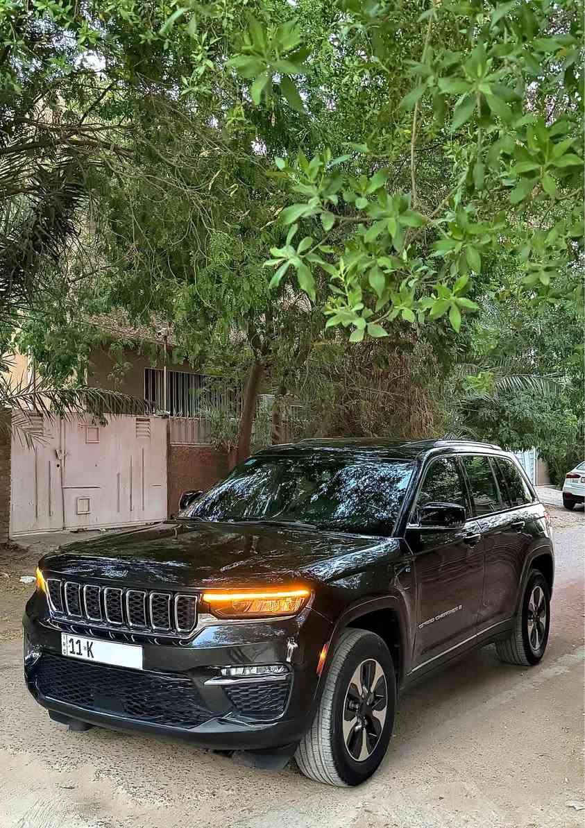 السلام عليكم جيب هايبرد وبانزين موديل ٢٠٢٤
حادث موضح بالصور بدون ايرباك مكينه 2000 توربو 💪 اقتصاديه جداً فووول مواصفات رقم بغداد الجديد تحويل مباشر
وسعرها جداً مناسب ٢٣٥ ورقه وبيها مجاال للمشتري 
سياره جديده وحلوه ماشيه ٤٠ mil
بيها طخات بسيطه من امريكا خمس قطع صبغ بدون اي 
ضرر قوي مكاني بغداد القاهره *********** بغداد, العراق
