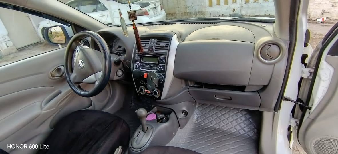 السلام عليكم سني هندي للبيع 2018 مكفوله من الصبغ والتبديل بس طخات بصيطه سونار موجود گير محرك تبريد مكفولات رقم اربيل وكاله بيها سياره خير من الله احلى من الصوره السعر 93وبيها مجال مكان بغداد الراشدية 
***********
