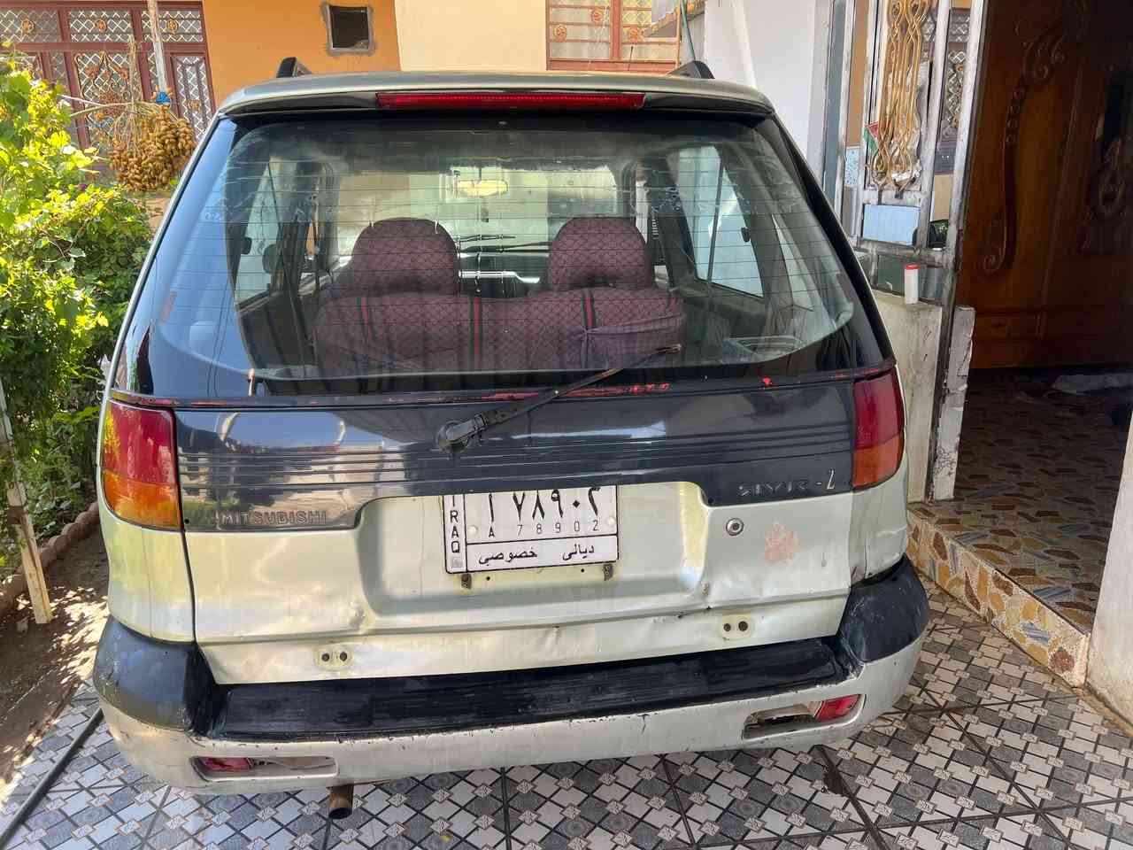 السلا عليكم ورحمه الله وبركاته عندي سياره نوع مسبويشي موديل 94 مشروع وطني سنويه جديده لل 29 شرط التحويل كيرعادي  محرك شرط صدر شرط سياره بلاديه قطرت صبغ مابيه كير محرك كورلاء سياره 3 بوب الصدر وباب سلايت واره الصدر   والسائق  سياره نقصه بس سكن اليوم طار تخم تاير جديد السعر 24 وبيه مجال مكان السياره ديالى بعقوبة الخالص ناحية السلام هذا رقمي للتواصل معي ملاحظه ماعندي ماسنجر بس واتساب فقط أو تتصل على الرصيد لو ع واتساب ***********
