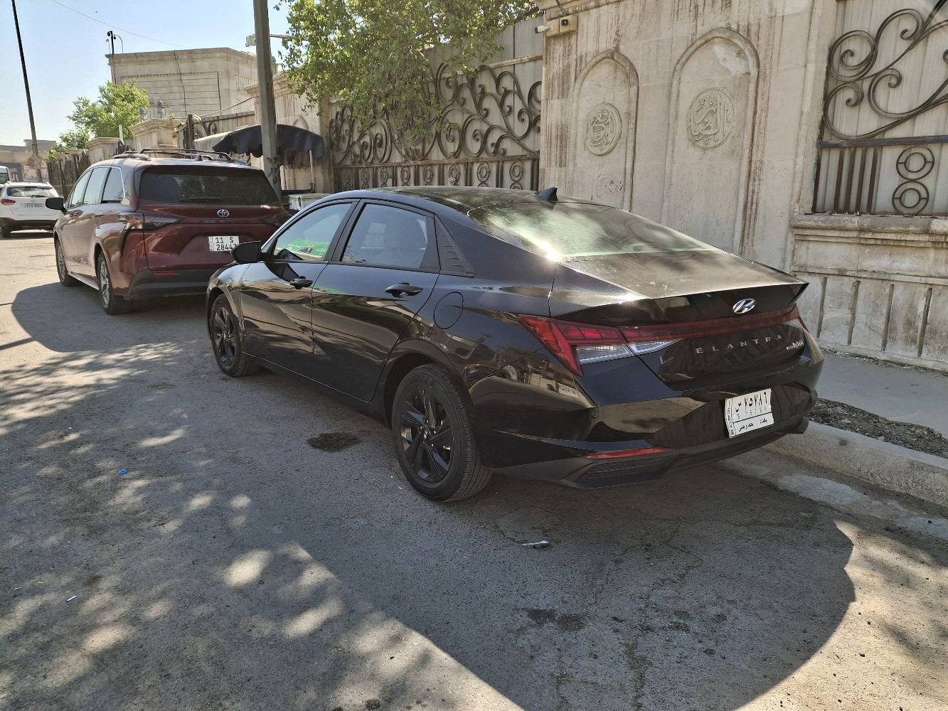 هونداي النترا ٢٠٢٣ وارد أمريكي حادث امامي من الجهة اليمنى فقط تبديل البنيد باخر بلادي نفس اللون
مواصفات بلو
بصمة 
تشغيل عن بعد 
قيادة ذاتية
تحديد مسار
رادارات جانبية وامامي 
فتح الصندوق عند الاقتراب
تدفئة الكانات الأمامية
السعر ١٦٠ ورقة وبها مجال