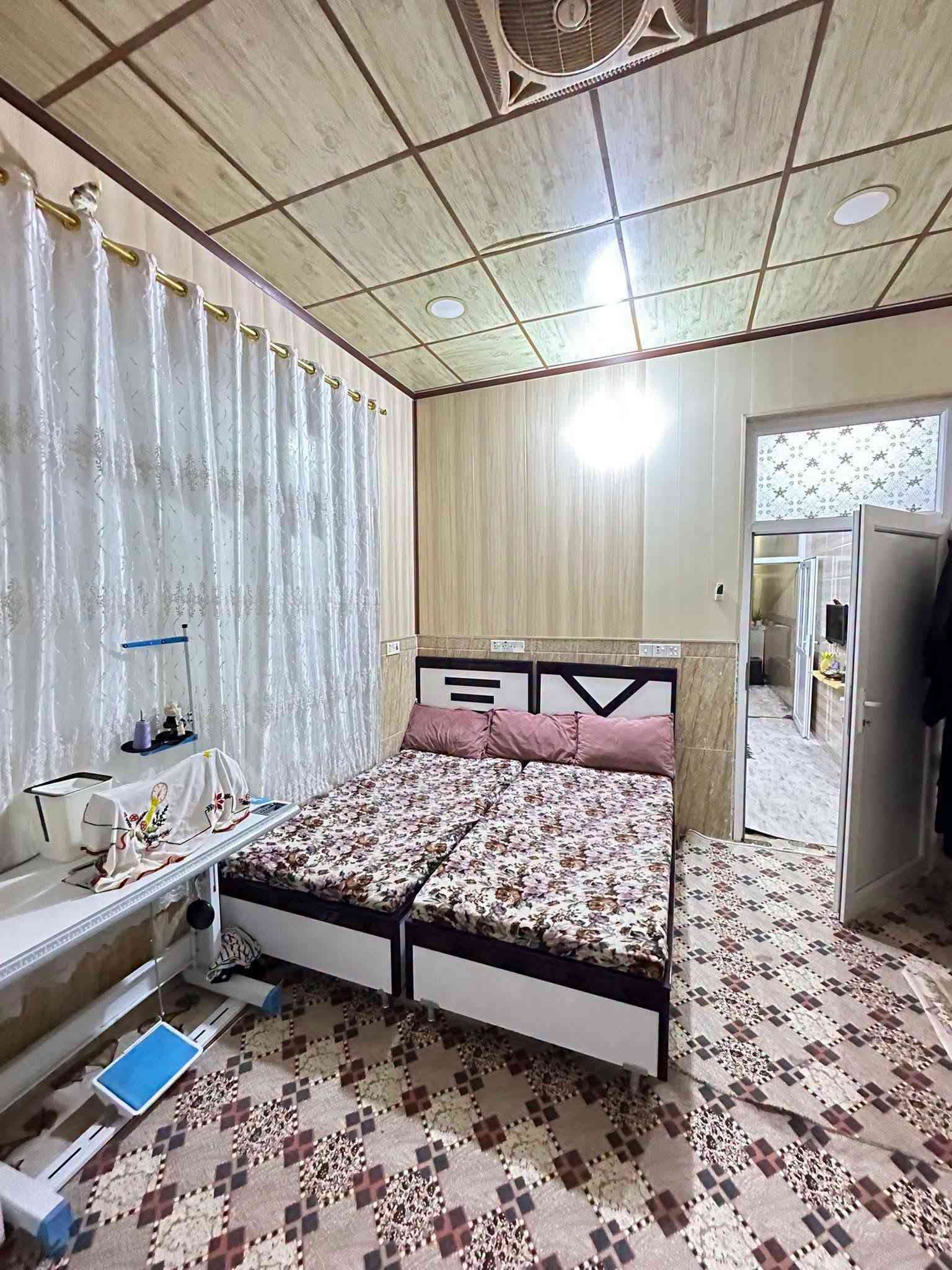 سلام علیکم230 گەڵاو معاملە

#خانوو_بۆ فرۆشتن ⛪💒
ناونیشان 📍کەلار _قه زاي ڕزگاری (سموود) 

◼️ گەڕەکی ژاڵە 🌆🌃 کۆڵان سەبەکان 🛣️
◼️ ڕووبەری5.5 بە 20 =110 مەترە 📏📐
◼️ تاپۆی یەک ناوە  🖼️
◼️ شوێنێکی زۆۆر خۆش و دڵگیری هەیە. 
◼️ کامل ژوورەکانی 1.20 کاشییە ✅
◼️ ڕووی خۆر به يانيه
◼️ نرخەکەی زۆۆۆر گونجاوە ✅✅
 

🔴 ژوورەکانی ئەم خانووە پێکهاتووە لە ⬇️

🔶 میوان 🪑🚪
🔶 مساعد مطبخ 🍽️🫖
🔶 هۆڵێک 🖼️
🔶 ژوورێکی نوستن 🛋️🛏️
🔶 ڕۆشنایی 🪟
🔶 مشتەمەلات 🛁🚿

بؤه زانيني نرخي ئه م خانوانه خاليك له كوميند دانه

بؤ زانيارى زياتر پةيوندى بكةن بة يةكيك لةم ژمارانةى خوارةوة👇
📞☎️
***********
 

ناونیشانی نوسینگە خؤرنةوةزان ◀️ بەرمبەر مزگەوتی  ئاسودة  

ئێوەی بەڕێزیش هەر موڵکێکتان هەبوو بۆ فرۆشتن یان ویستان بیکڕن دەتوانن ڕەسم و زانیارییەکانتان بنێرن بۆ ژمارە ڤایبەری 📳✅***********
