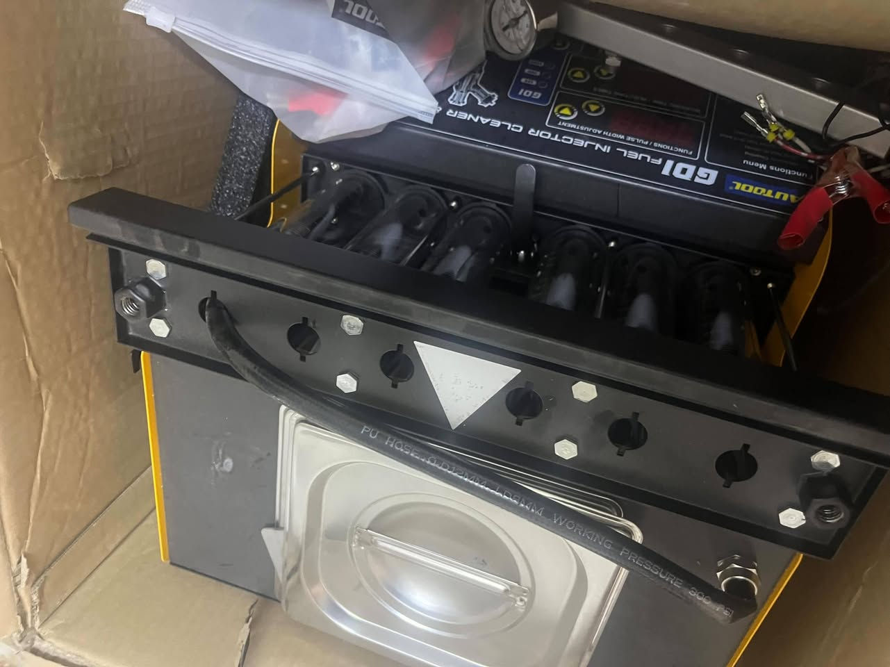 سلام عليكم للبيع جهاز نوزلات جديد بعده بلكارتون يفحص GDl وعادي  وجهاز فيت بم جديد بعده بلكارتون هم للبيع اي استفسار اتصل ع رقم ***********

