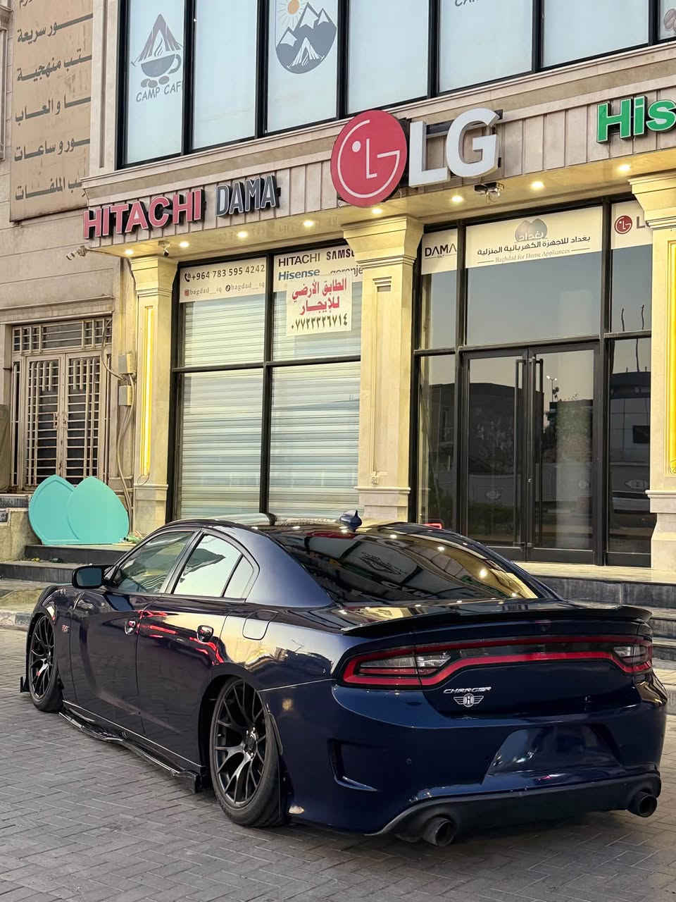 سلام عليكم
جارجر R/T 2017

مواصفات نص فول معروفه 

عليها اضافه شوته K&N موبار اصلي واكزوز دبات سود بوابات صوت حلو وعليها جكات s2 تحكم ريمونت نصبتها حلوه 

السياره مصبوغه عام نفس لون بسبب التغليف بدون حادث داخله وهنا بيها بنيد وجاملغ الايمن 

سعرها 155 وبيها مجال مكان السياره بغداد
بدون مراوس لان محتاج فلوس واريد ابيع 
 
***********
