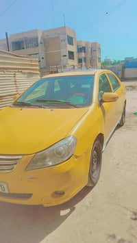 ٢٠١٣ • مكينة وكير • فتحة سقف