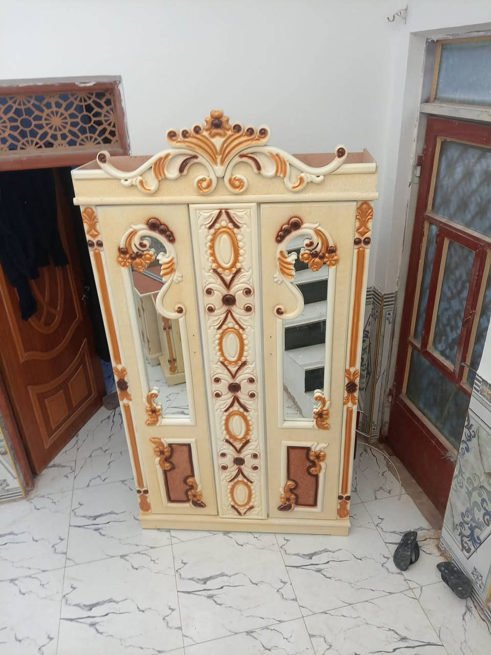 غرفة • للبيع • مكاني ناحية الفضلية