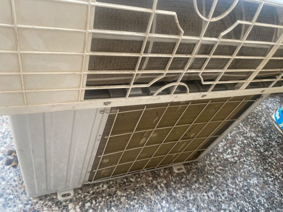 سبلت للبيع منقص غاز فقط شغال جديد سعرة350
تواصل ***********
