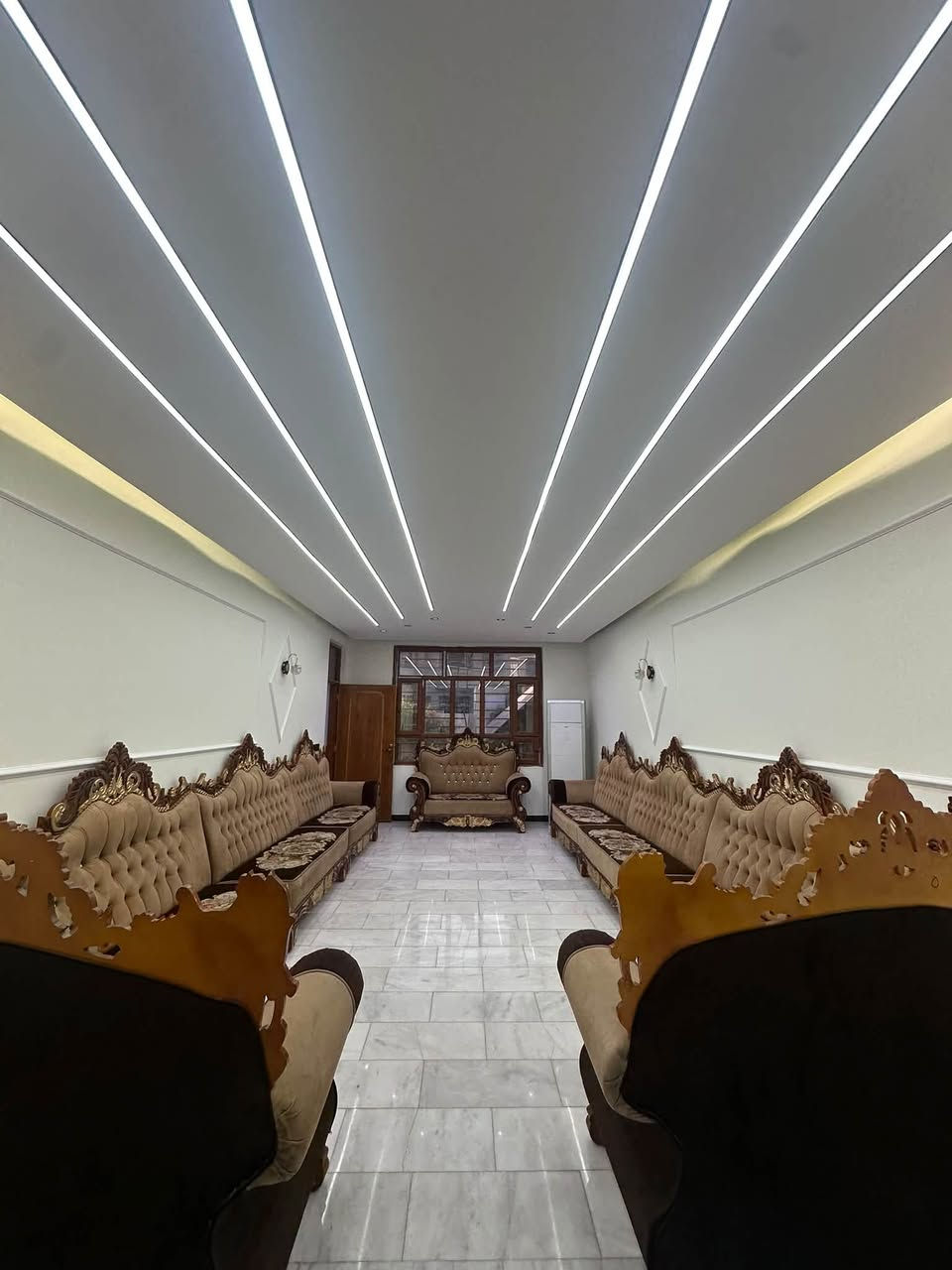 ديوان • ٩قطع • طول١٦م